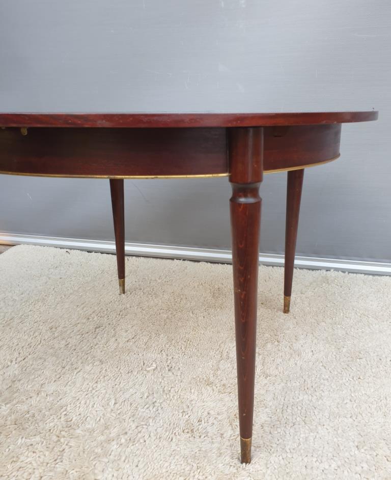 Extendable table mahogany lacquered 1960 butterfly extensions