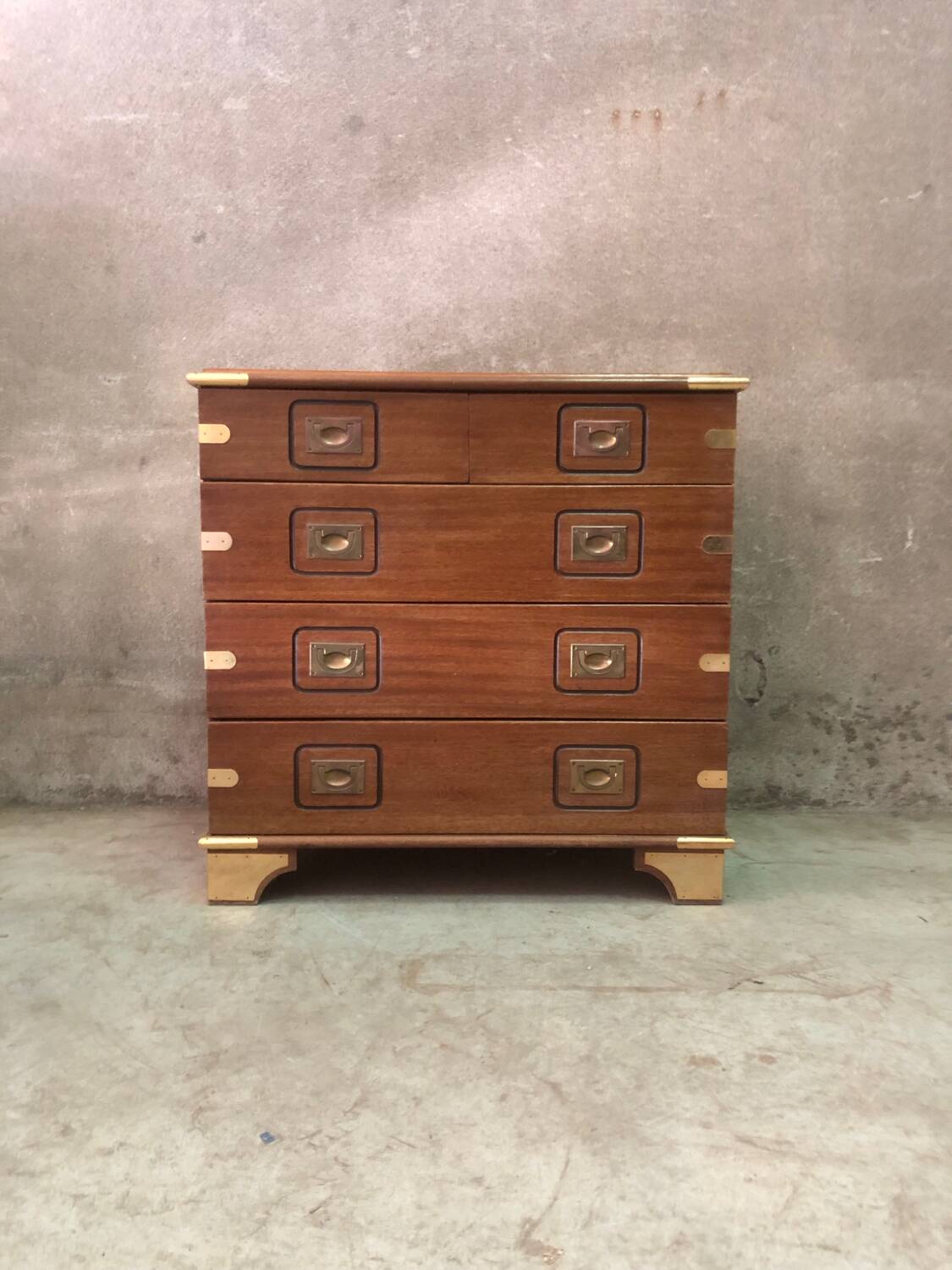 Commode de Marine vintage