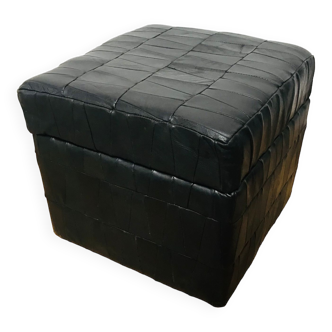 Pouf chest black leather