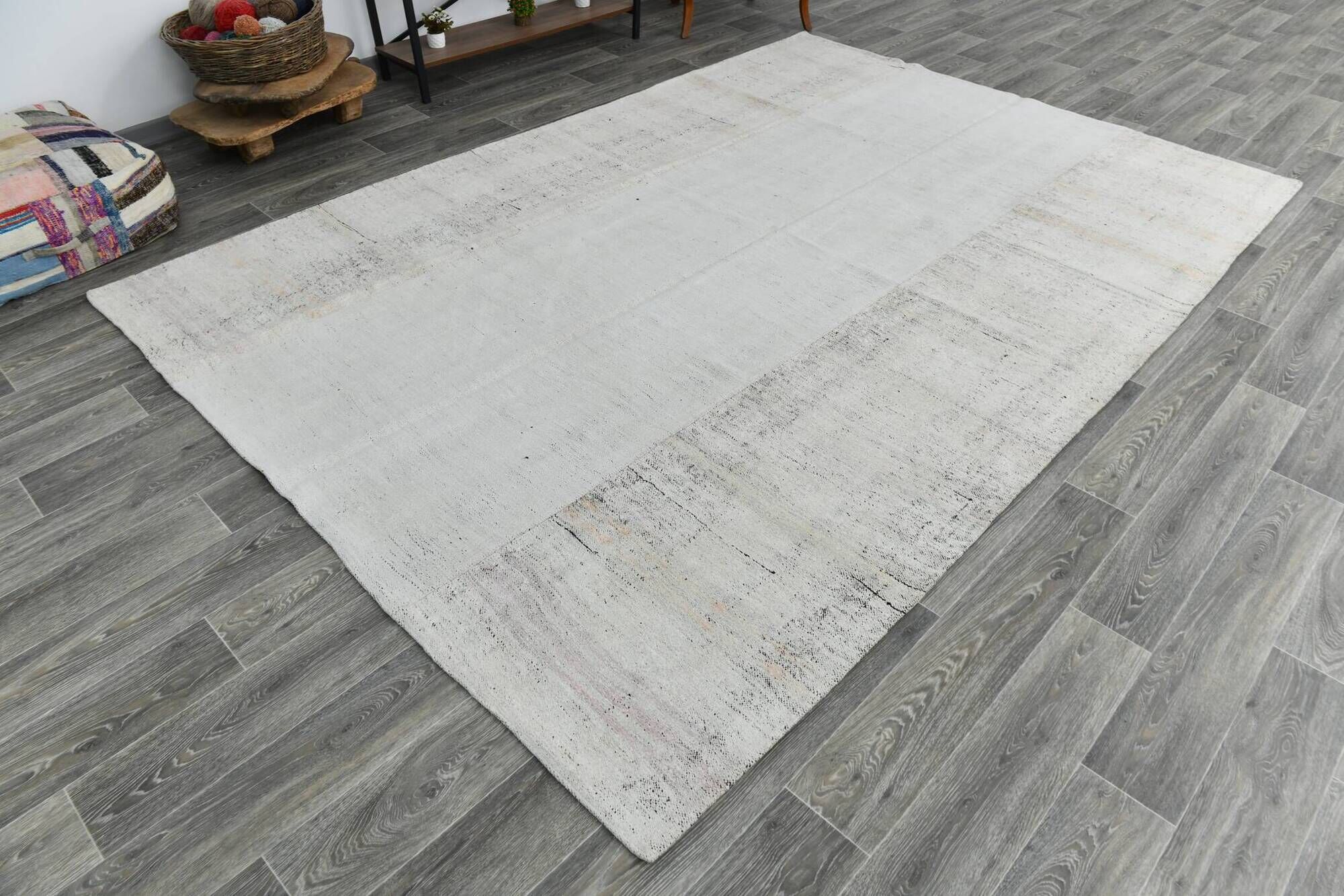 Off White Turkish Vintage Kilim Rug, Handwoven Bohemian Carpet, 23x328Cm