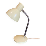 Articulated desk lamp