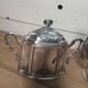 Service à café en métal argenté , cafetière et sucrier