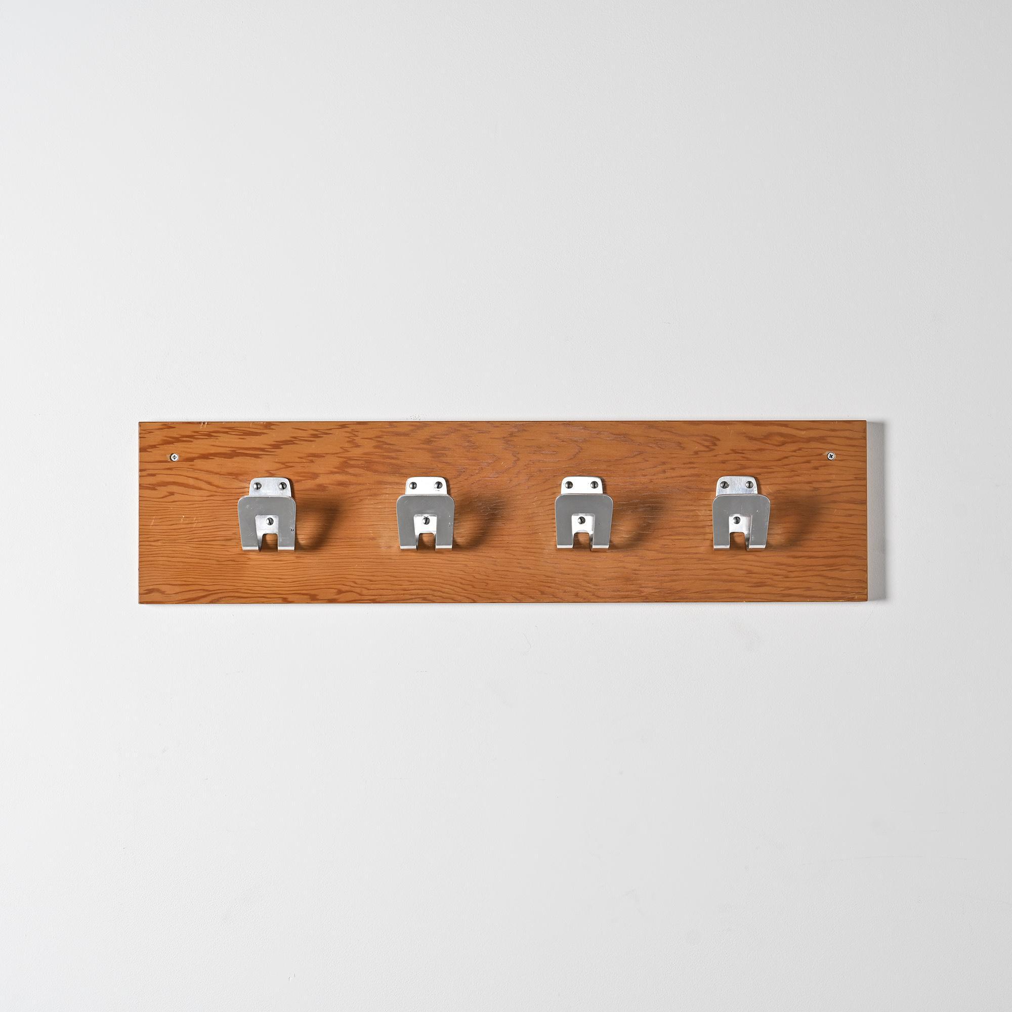Wall coat rack by Pierre Guariche for La Plagne, around 1968.