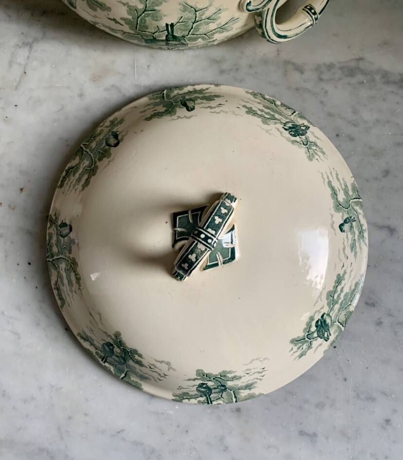 Sarreguemine soup tureen