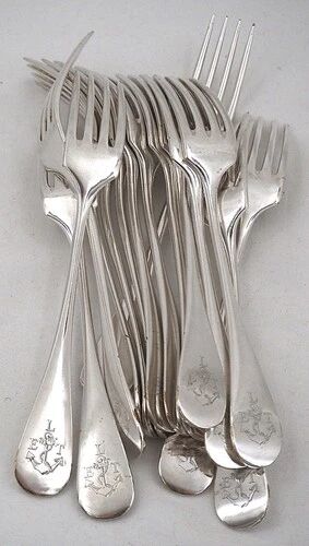 Christofle Baguette marine silver-plated cutlery, 16 dessert forks.