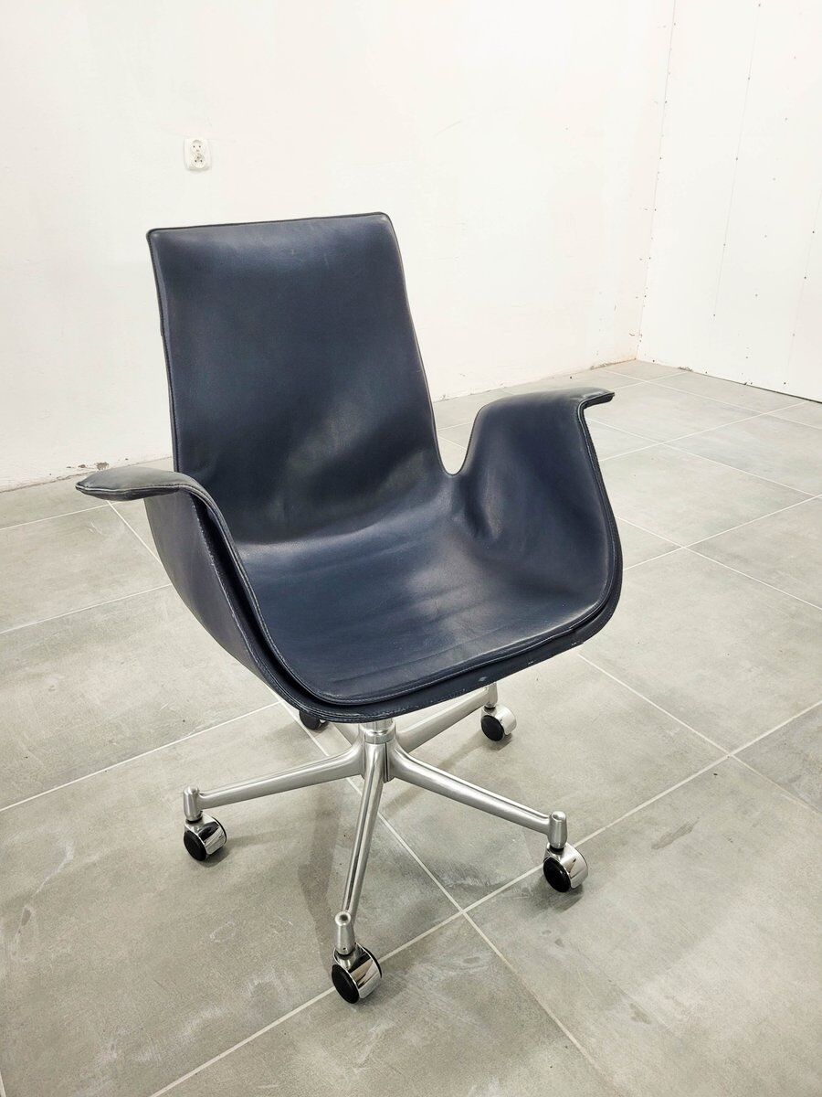 Chaise de bureau Fk 6727 Tulip attribuée à Fabricius & Kastholm pour Kill International, années 1960.
