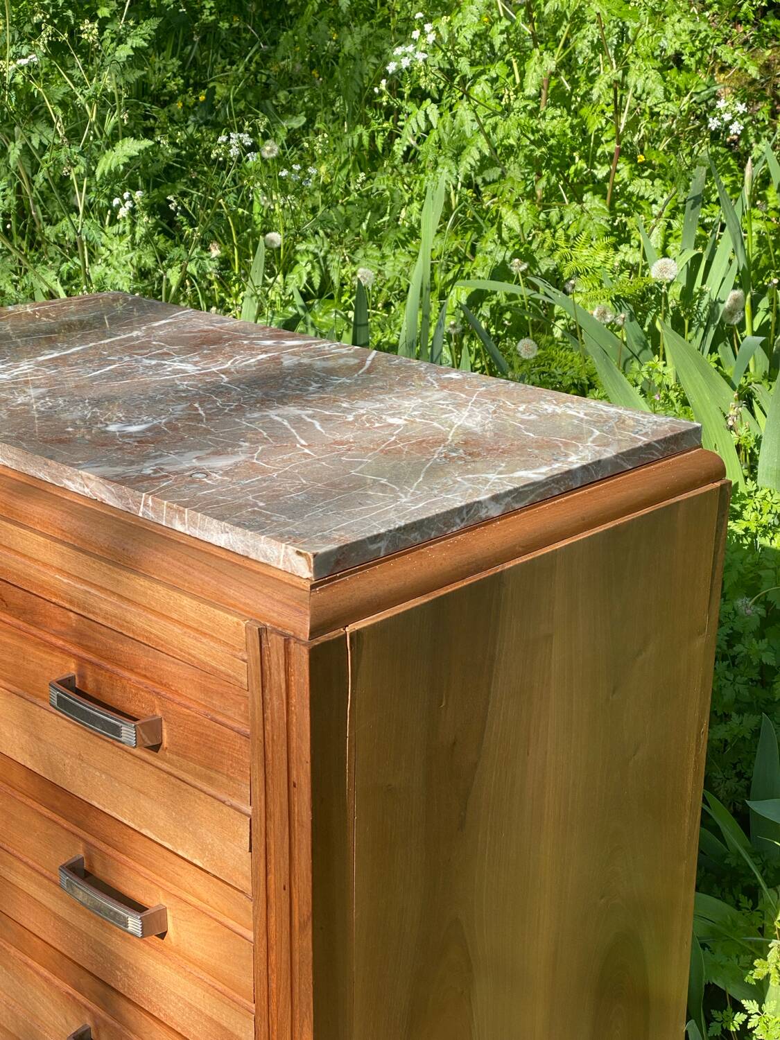Art deco chest of drawers