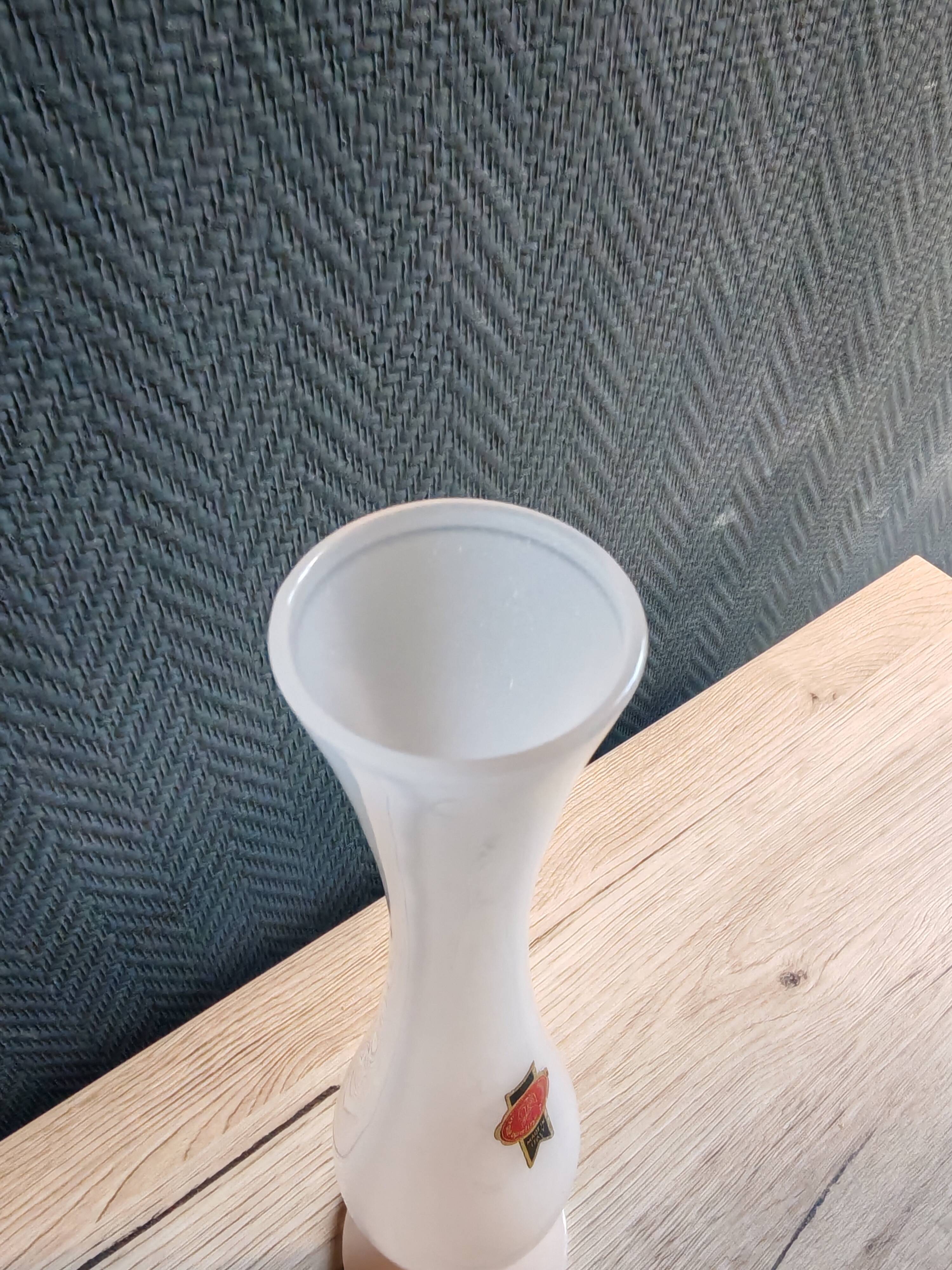 Vintage Italian White Nude Pink Opaline Soliflore Vase