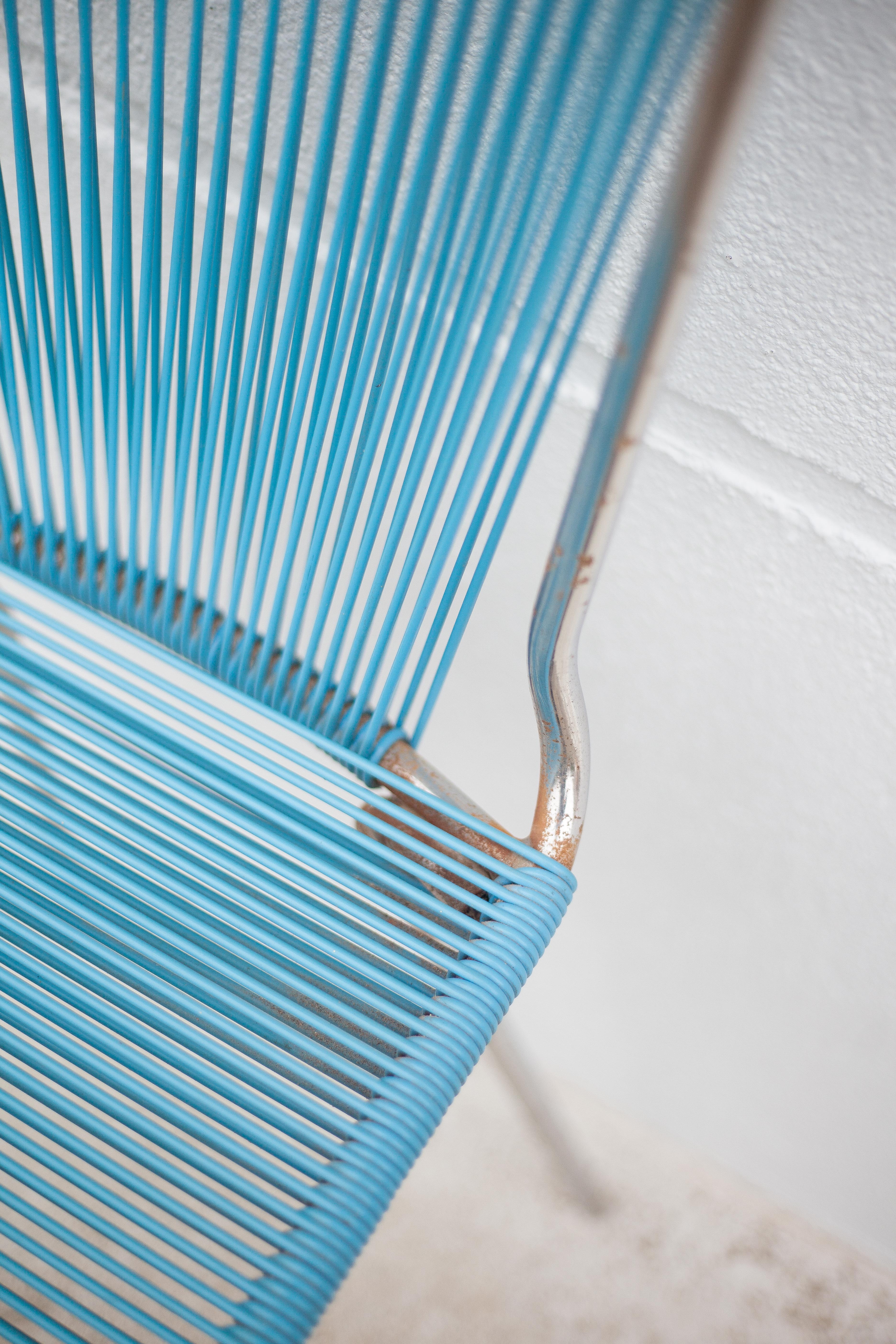 Vintage blue scoubidou chai