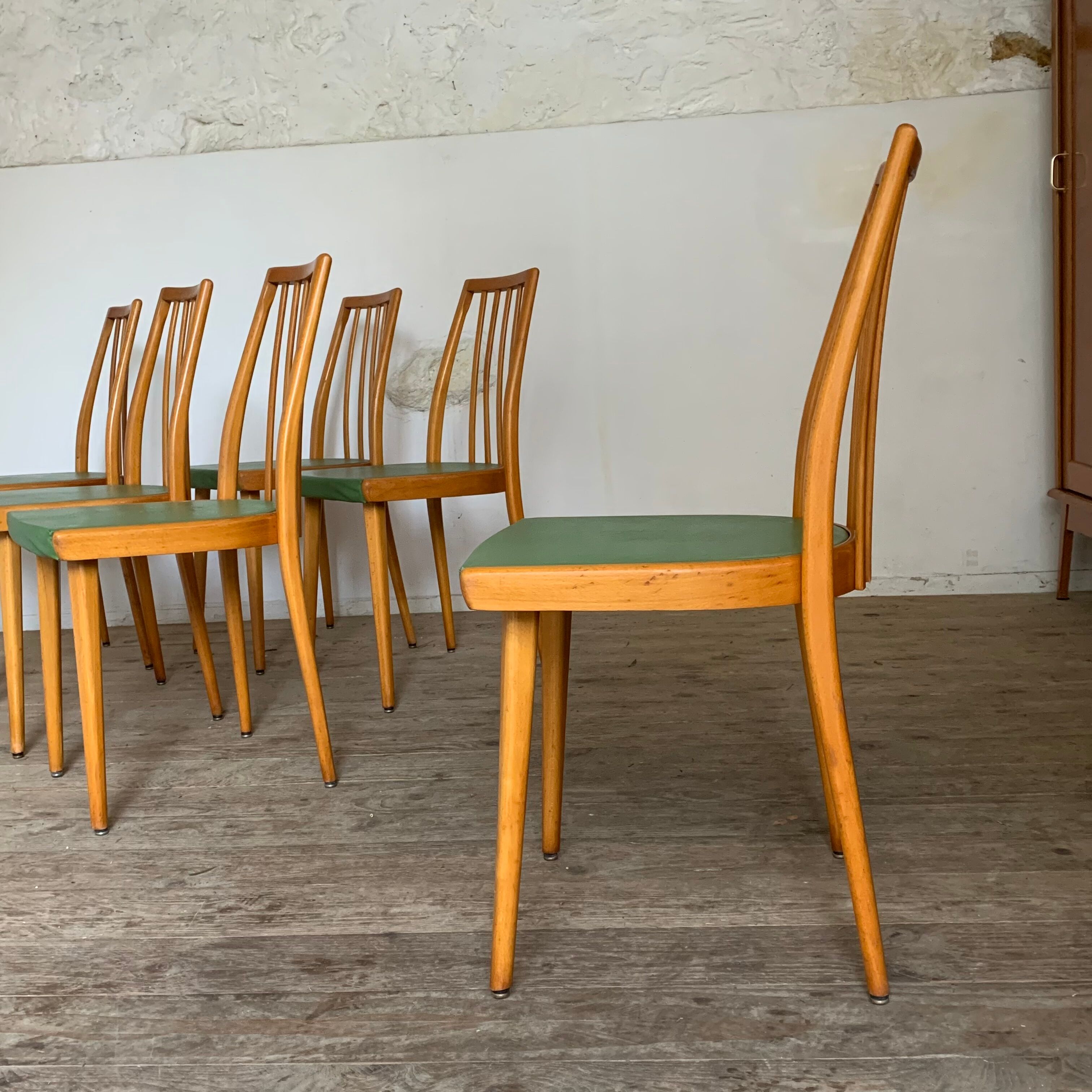 6 vintage green chairs