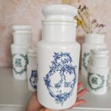 Set of 6 apothecary pots in white opaline 70s
