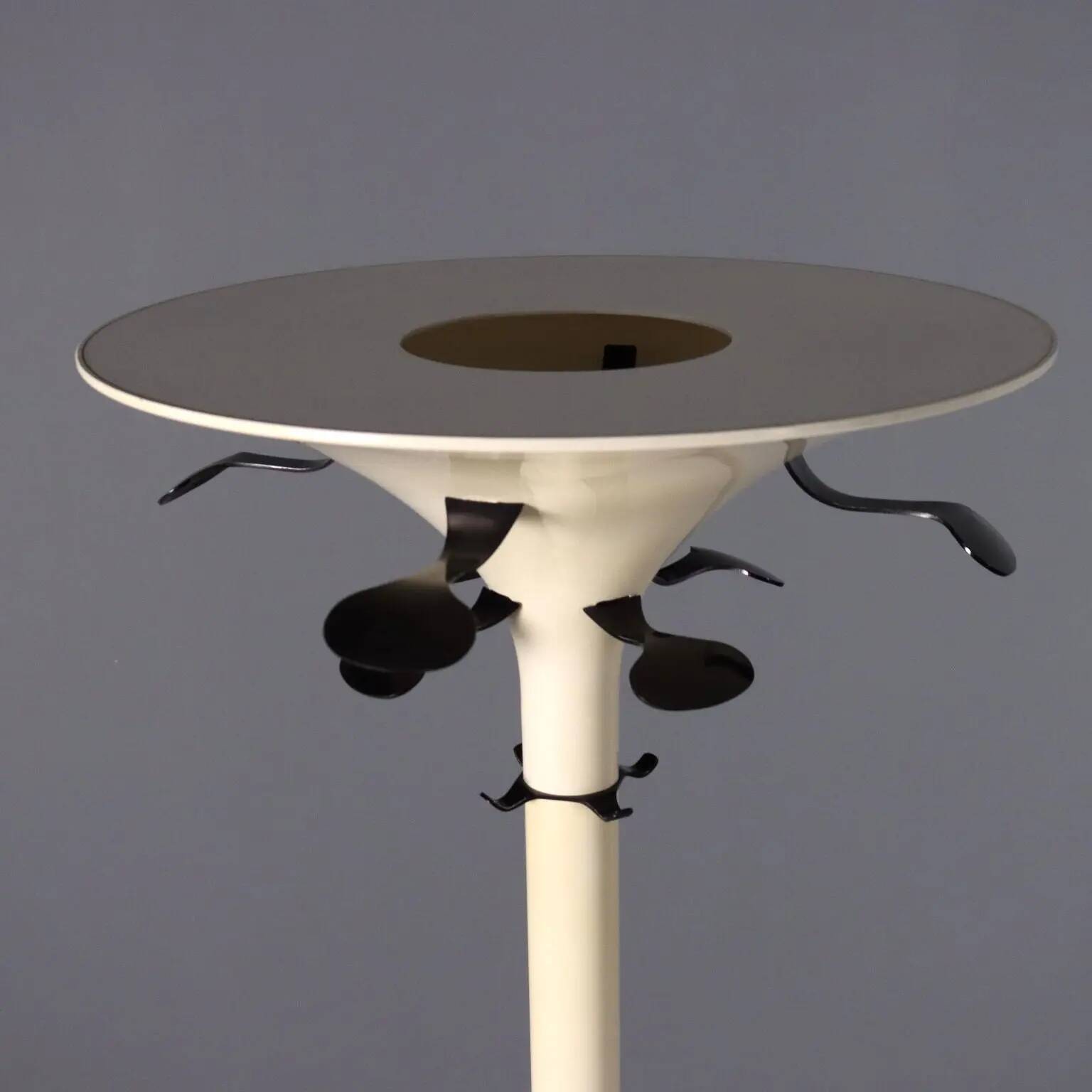 Kartell 4706 floor lamp vintage design BBPR in plastic, Italy, 1970s