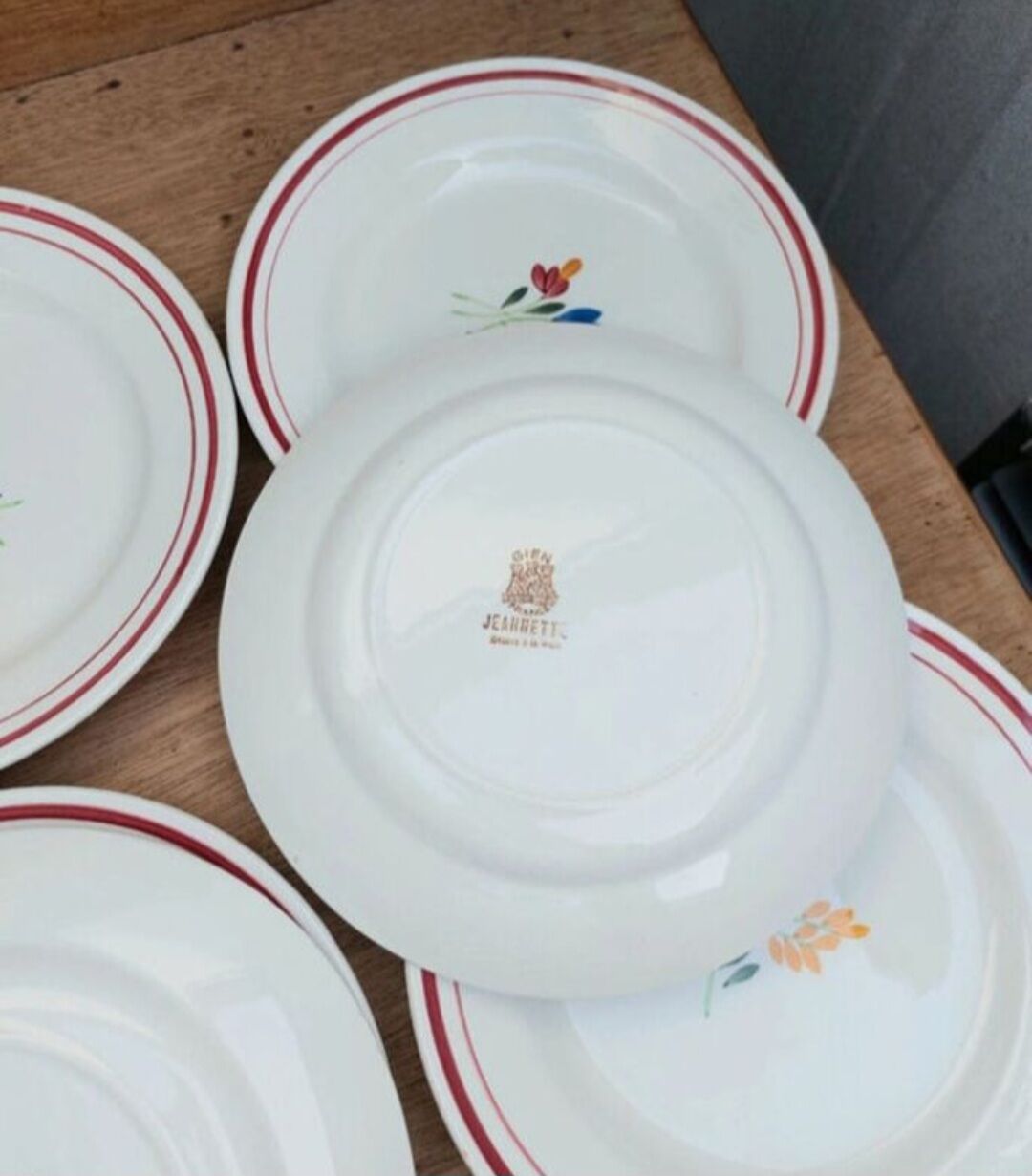 12 flat plates Jeannette Gien