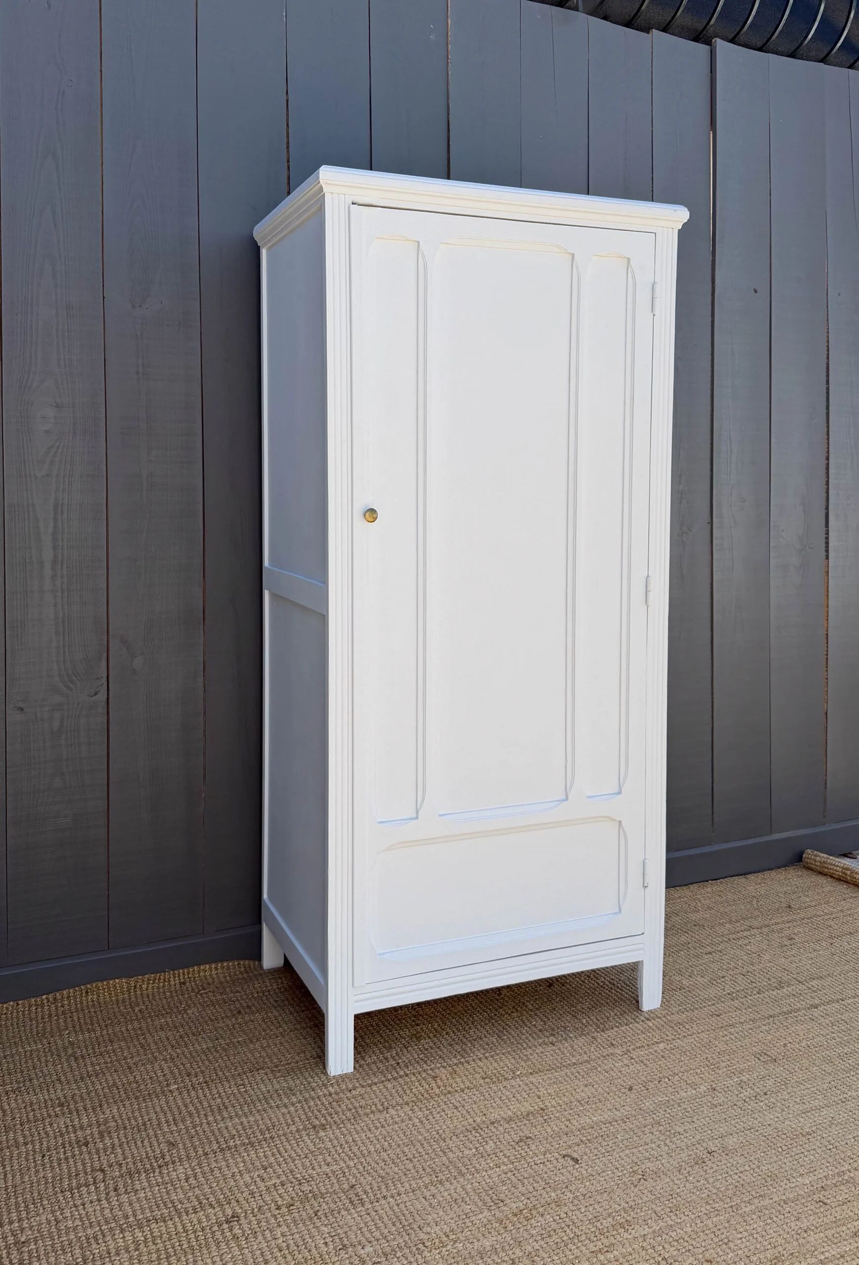 Armoire parisienne