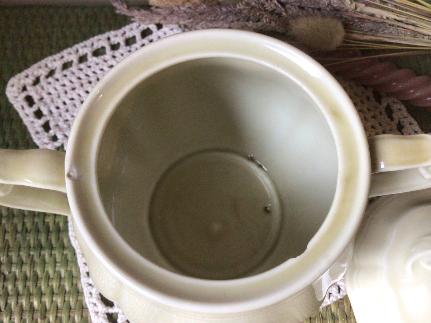 Porcelain sugar bowl