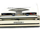 Triumph Adler Tippa white typewriter