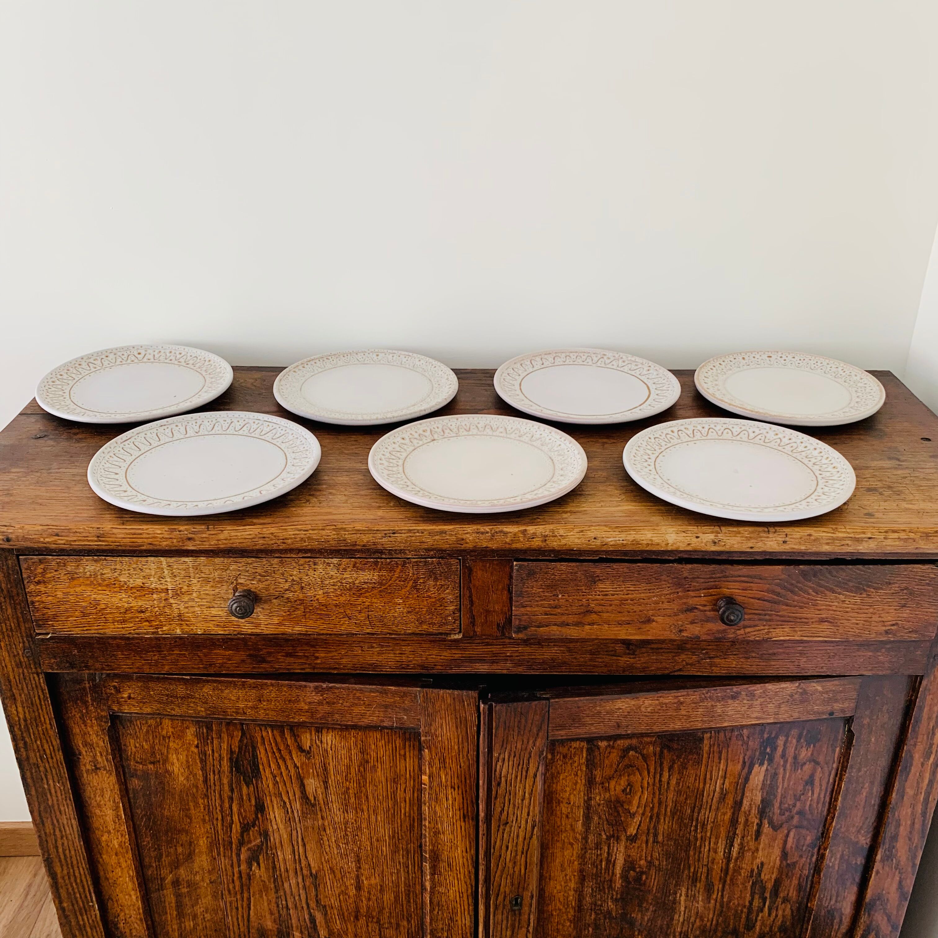 Service Jean Austruy, Vallauris, set of 37 pieces