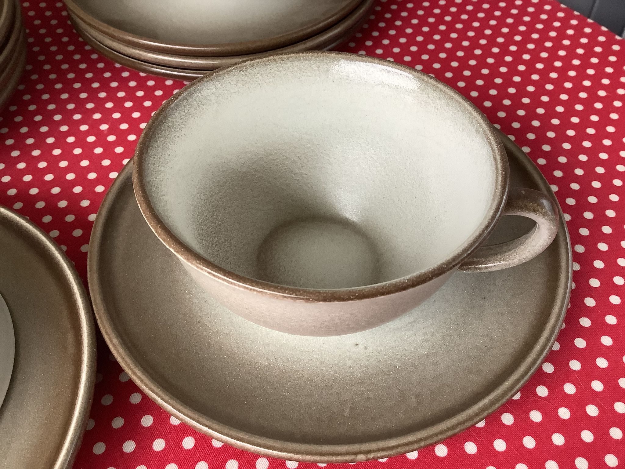 Tasses Salins France émaillé imitant le grès