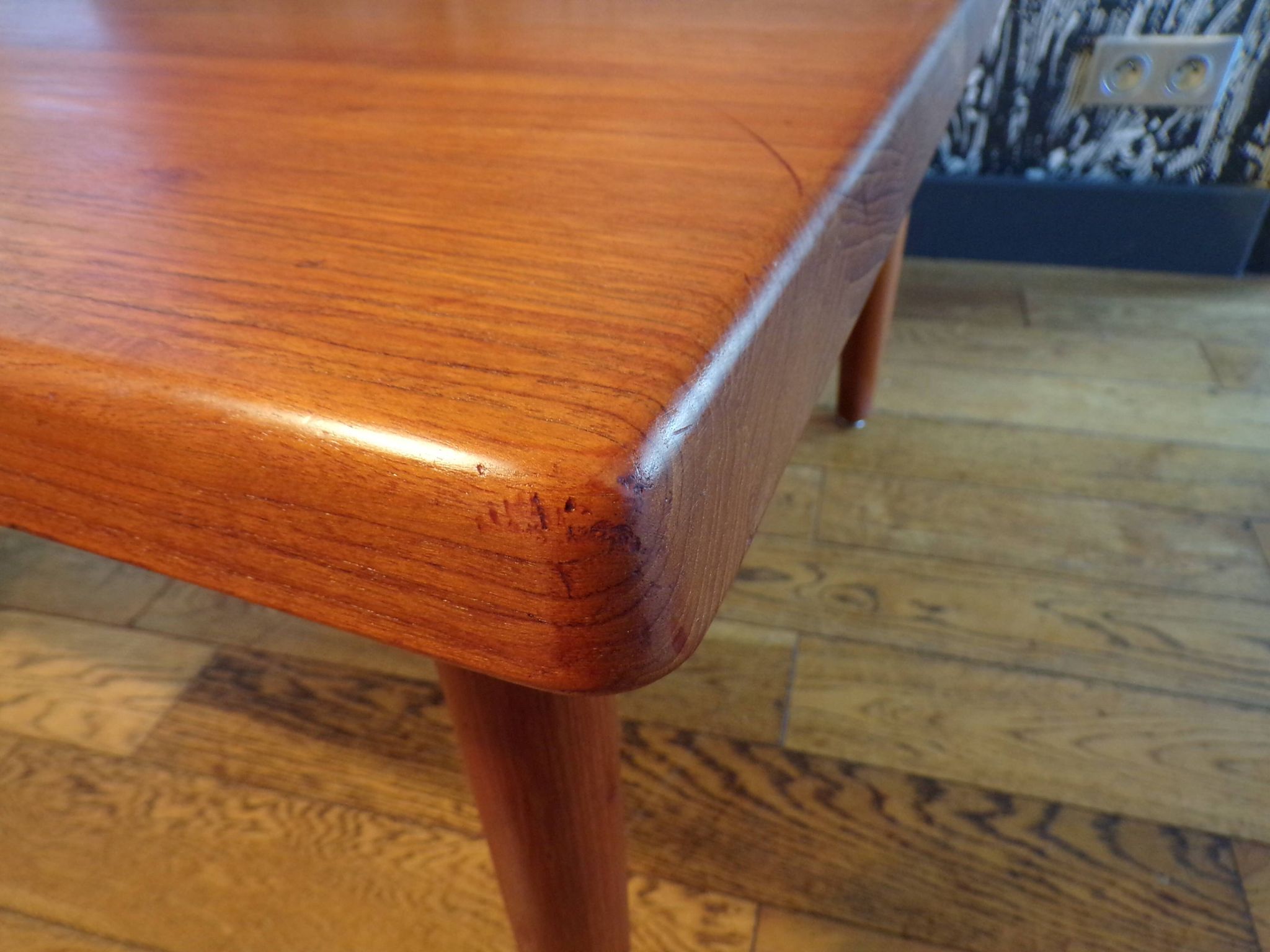 Table basse Niels Bach Danemark en teck 83x83cm