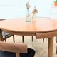 Table et chaises roundette par Hans Olsen