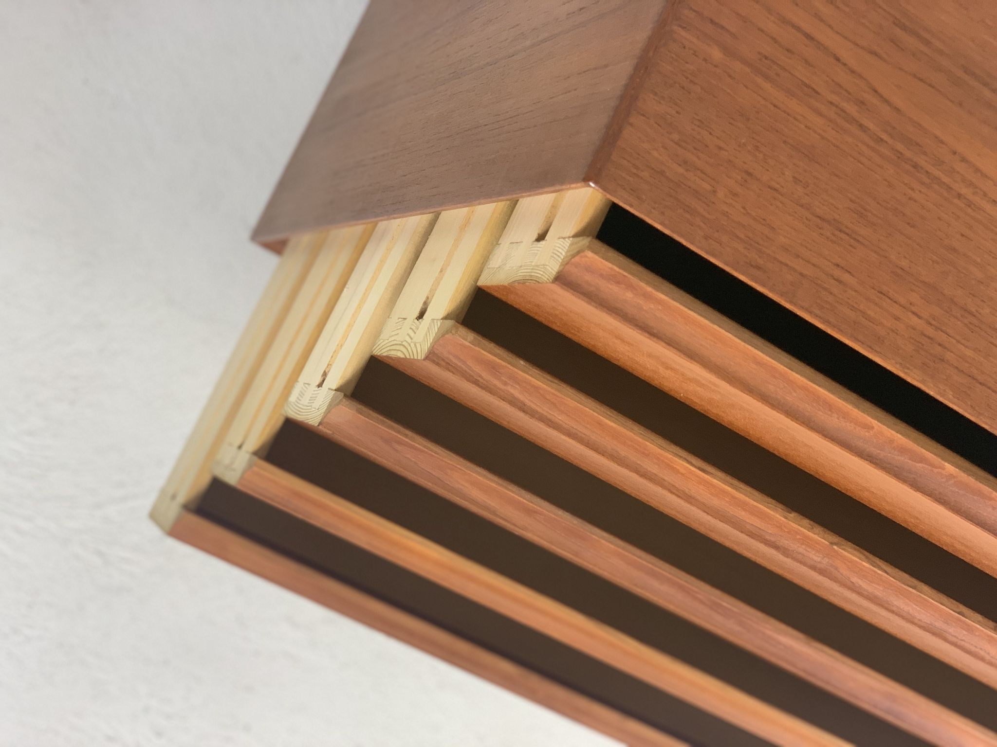 Commode danoise années 1960