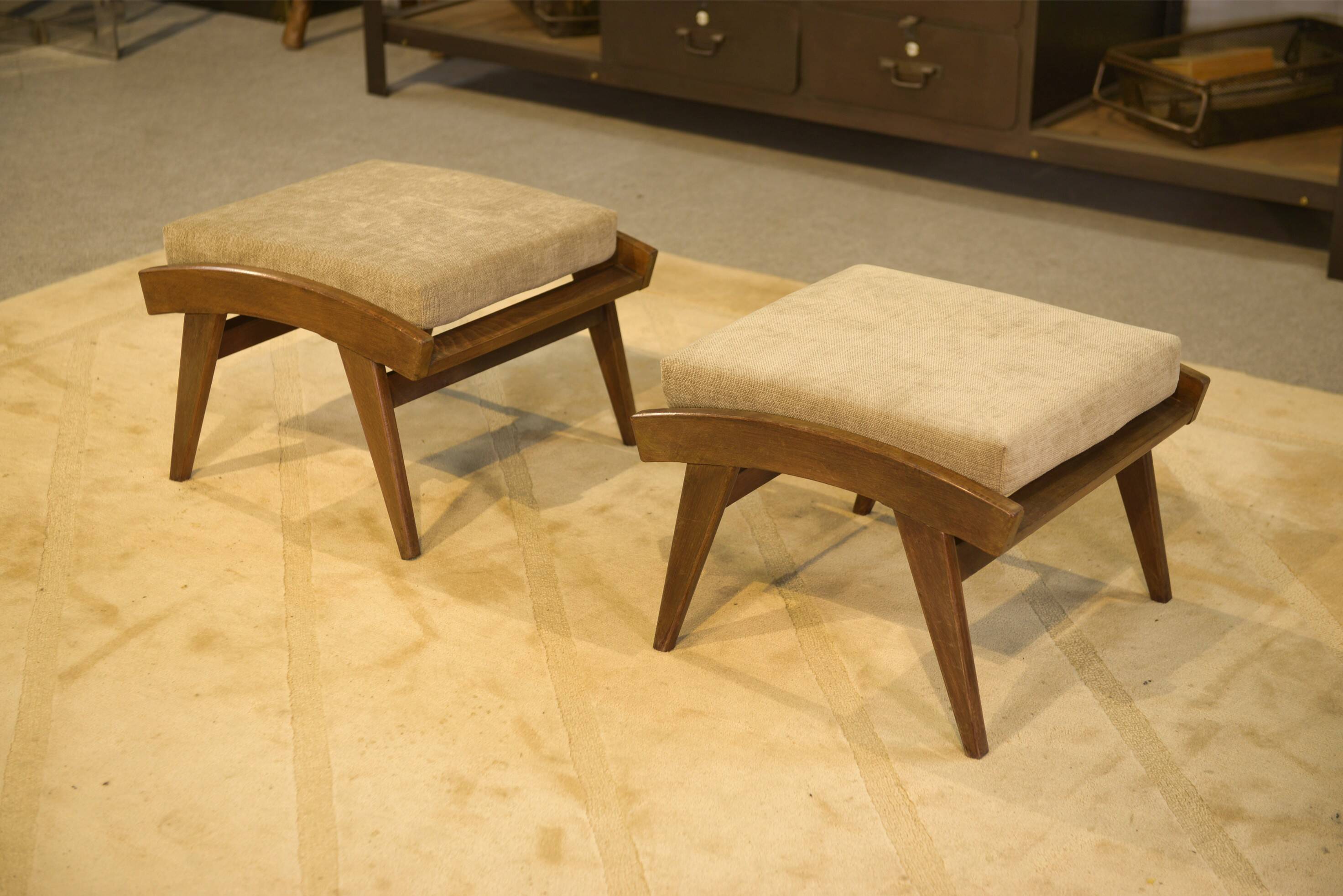 Fauteuil scandinave et deux ottomans 1960’s
