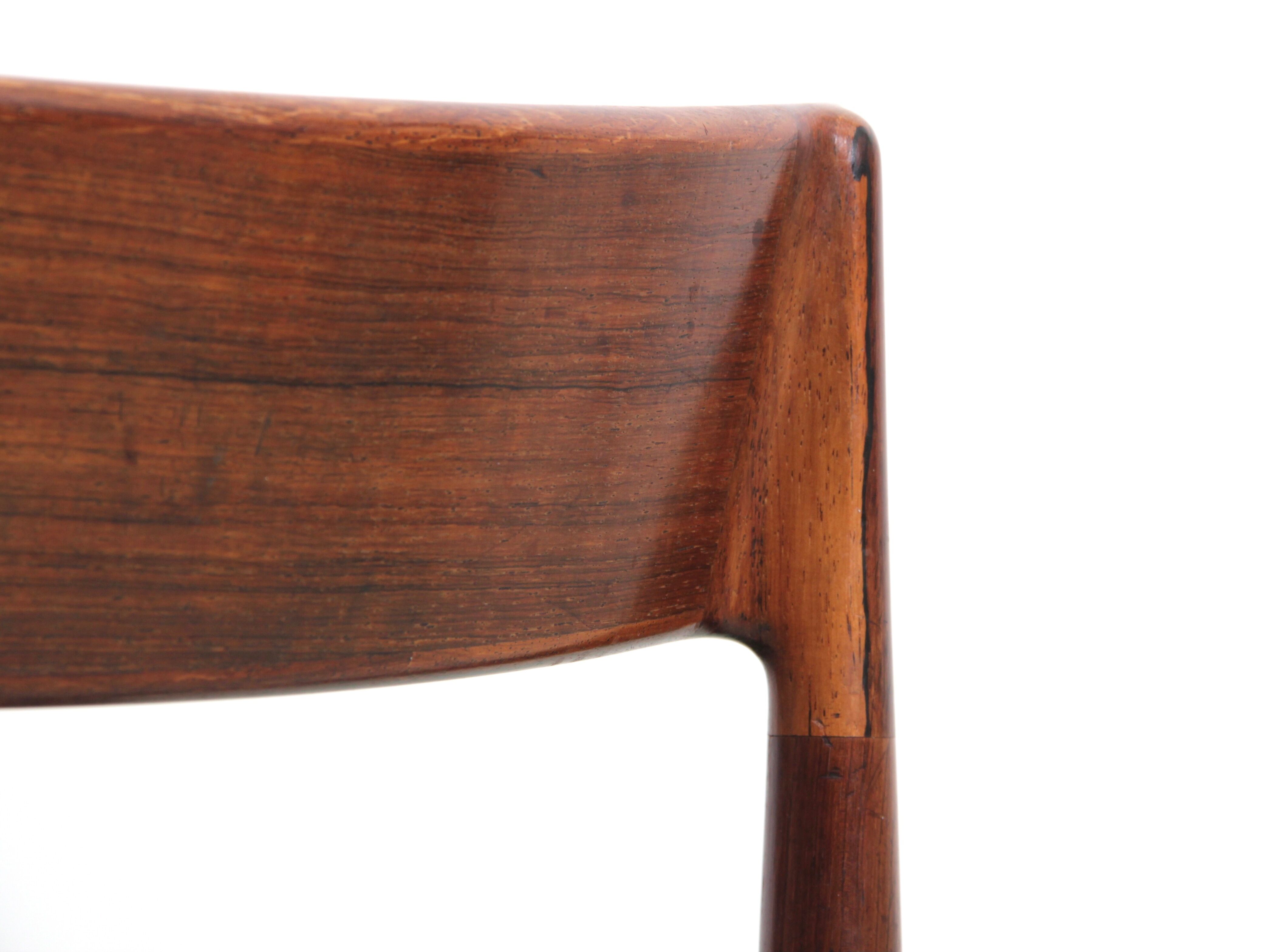 Suite of 4 Scandinavian teak chairs model 39