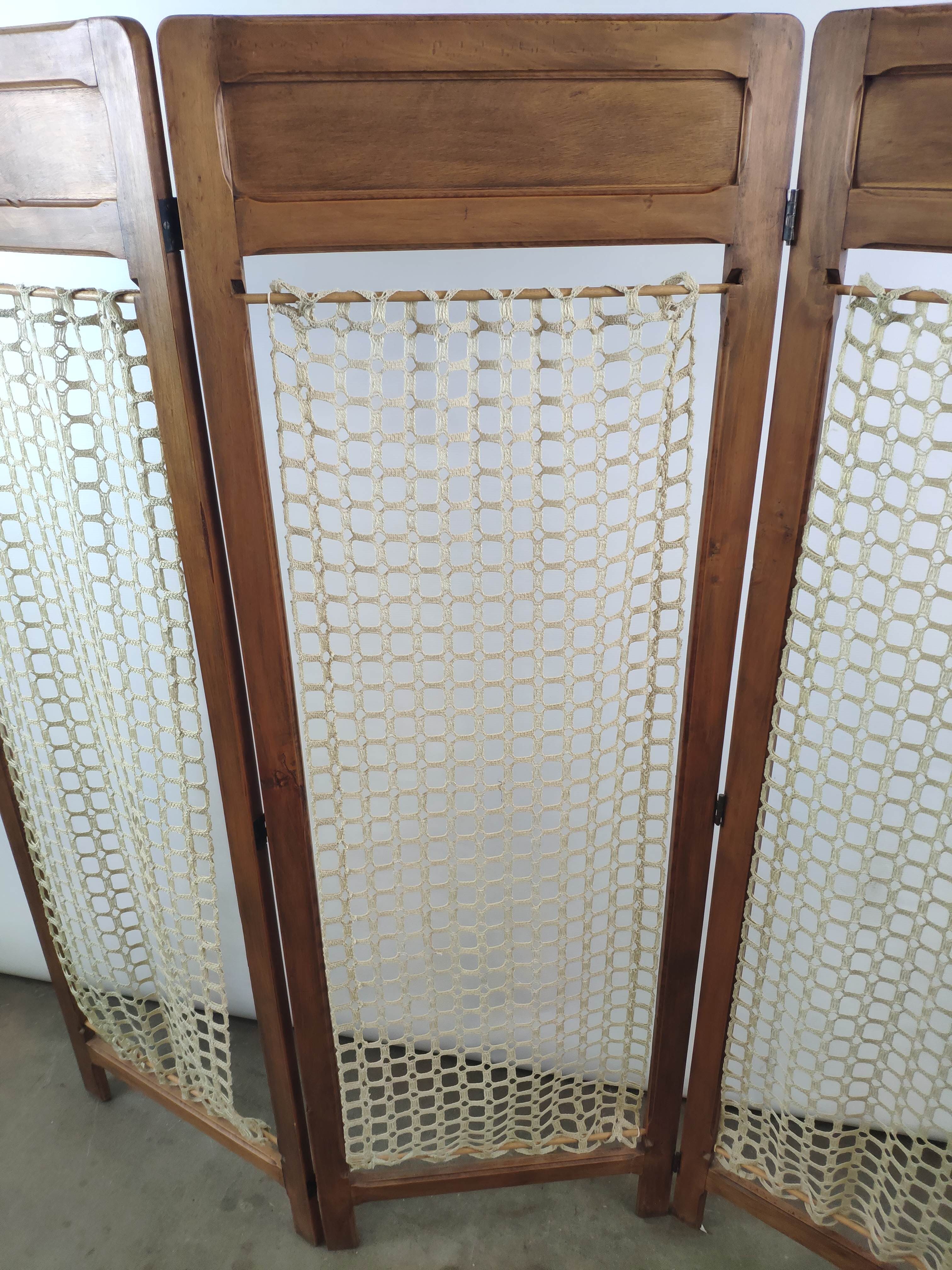 Vintage screen