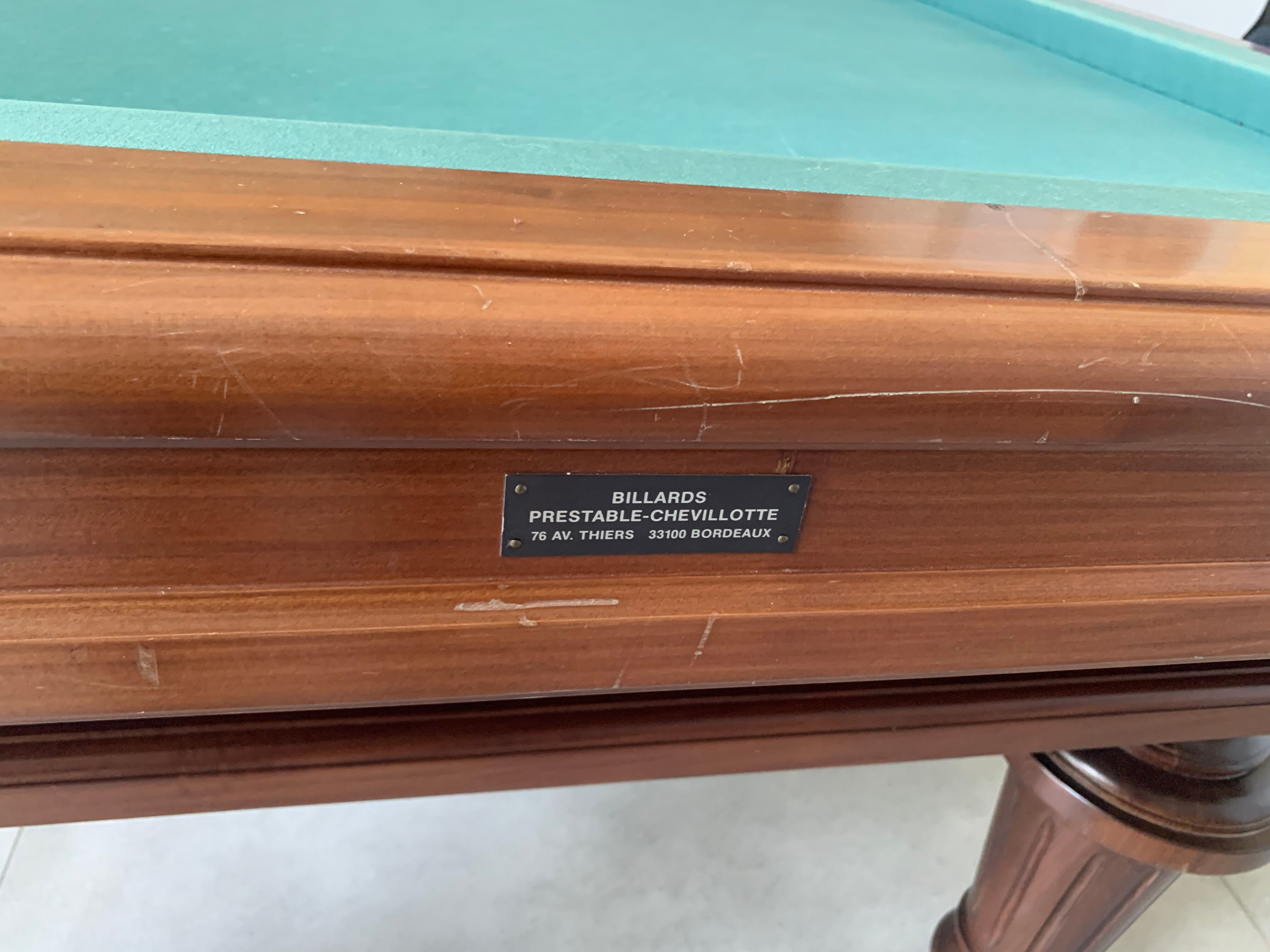 French Billard Full Chevillotte