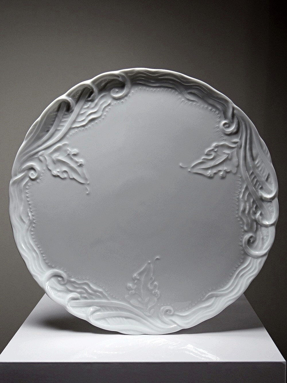 Vintage/antique large pie dish fine white Limoges porcelain.