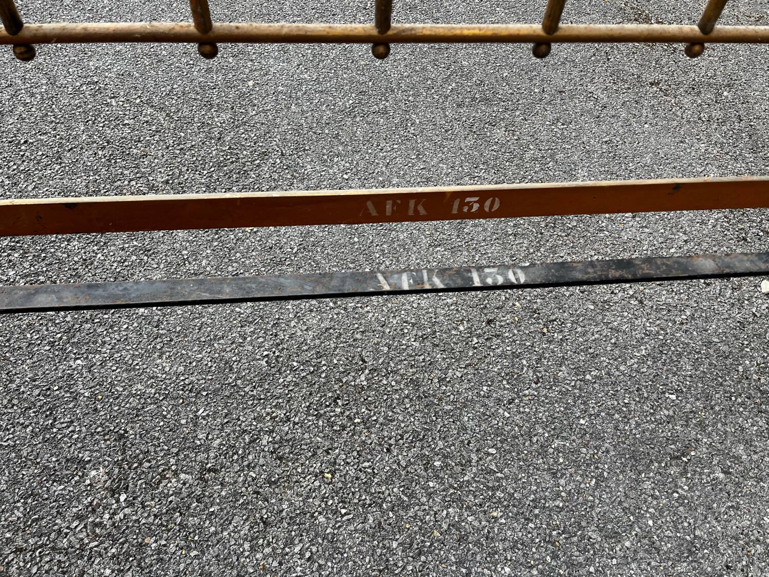 Beautiful vintage brass double bed