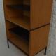 Meuble vintage avec étagères en bois et métal
