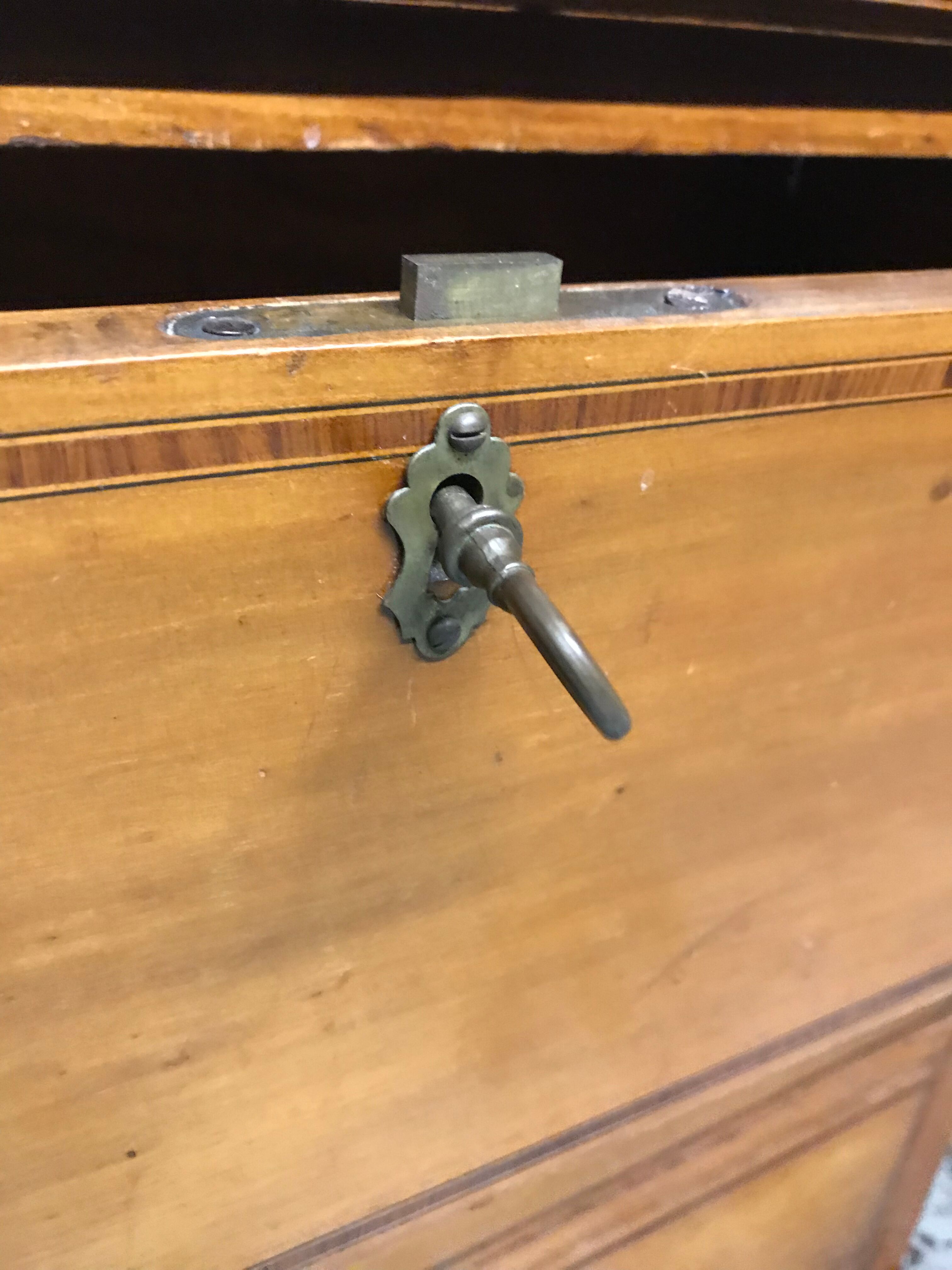 British dressing table 19th