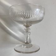 Set of 6 glasses of champagne 19th with flat sides and scales