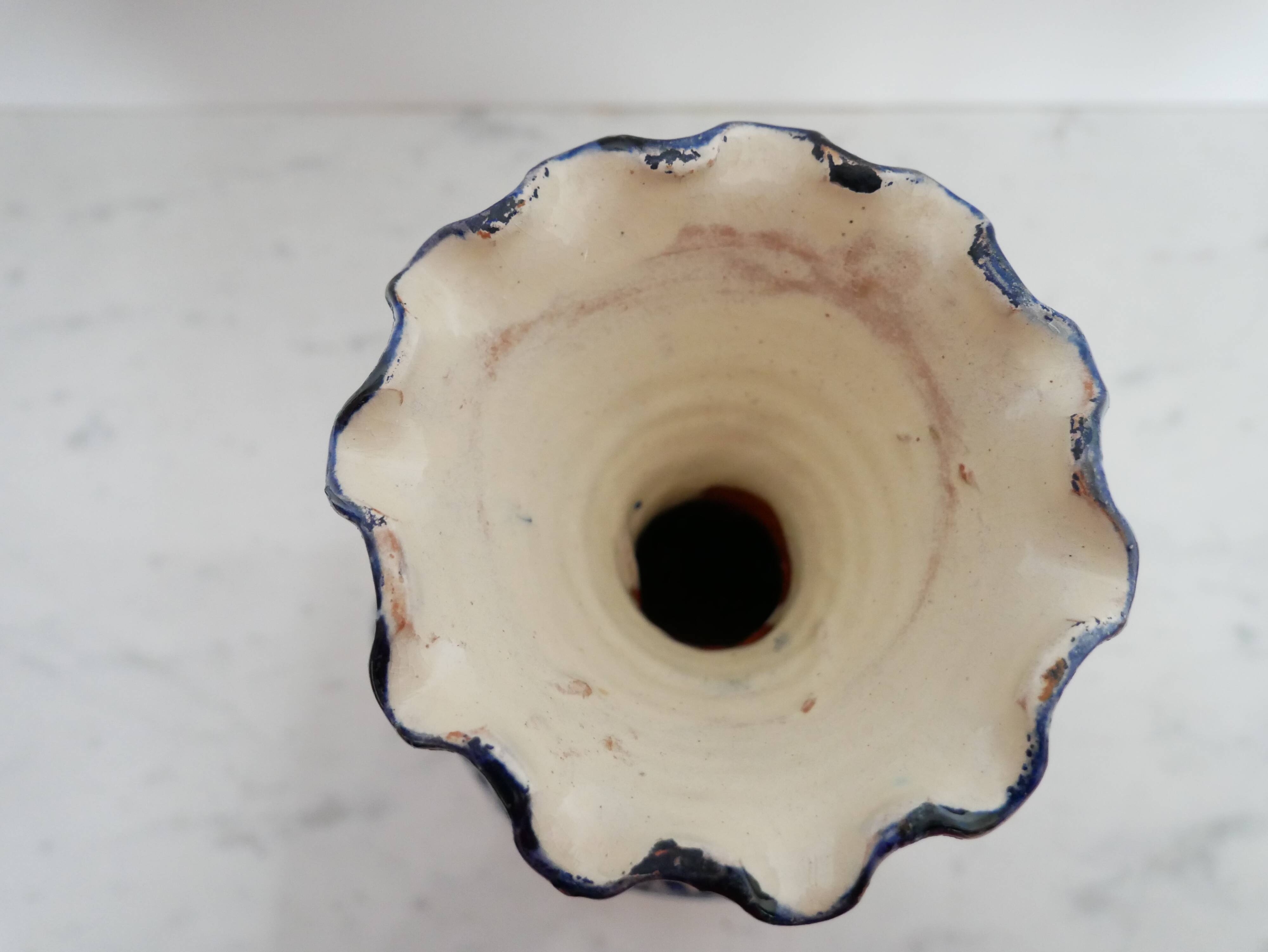 Moroccan vase safi monochrome