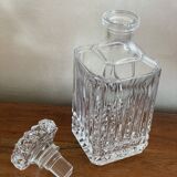 Carafe en verre taillé
