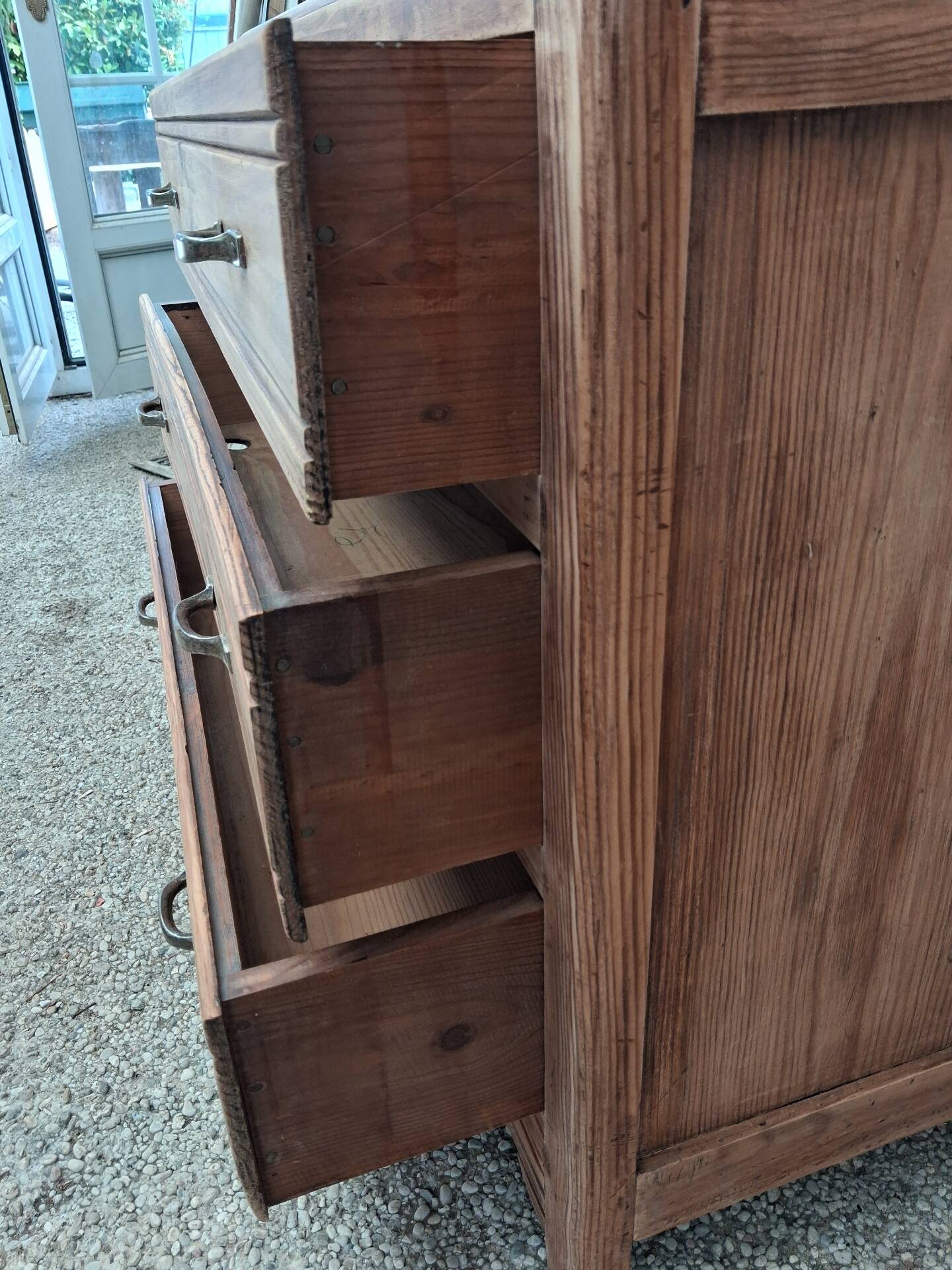 Art Deco chest of drawers