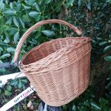 Vintage wicker basket for bicycle