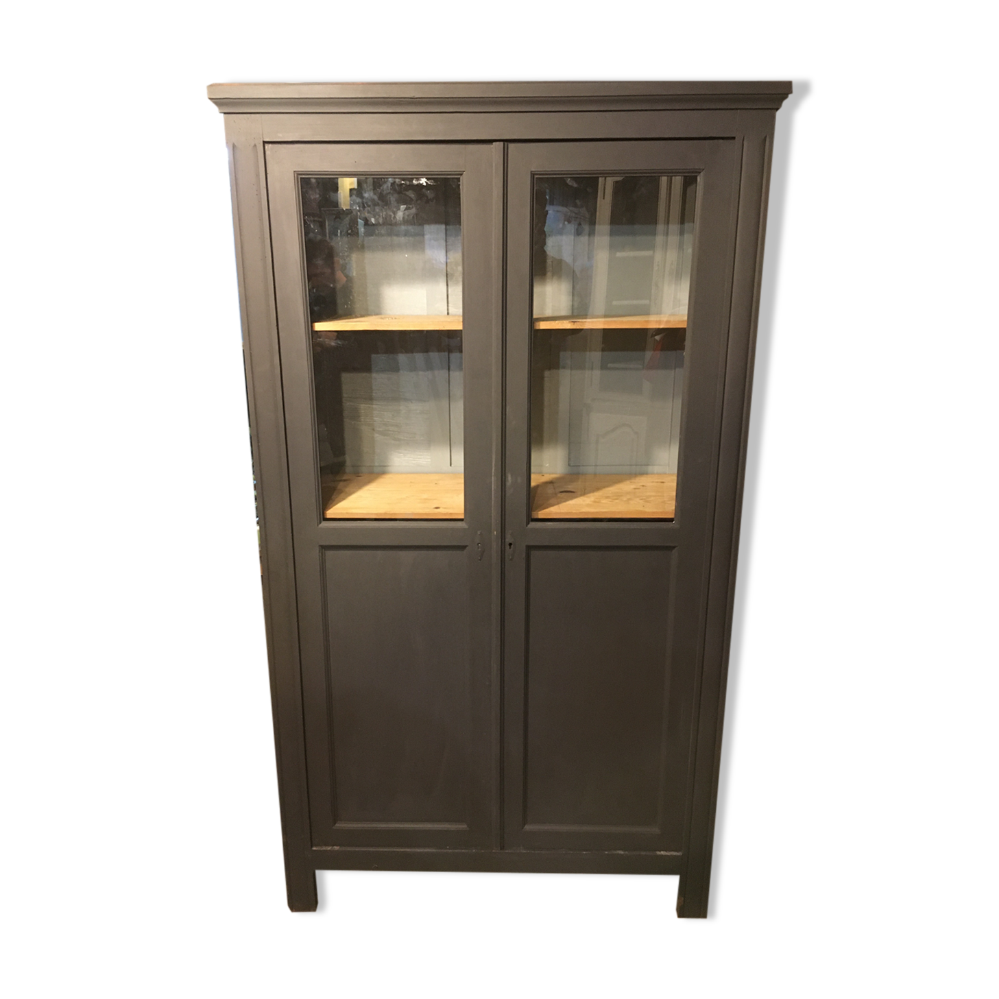 Former hotel showcase