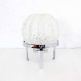 Lampe baladeuse en verre avec pied chromé