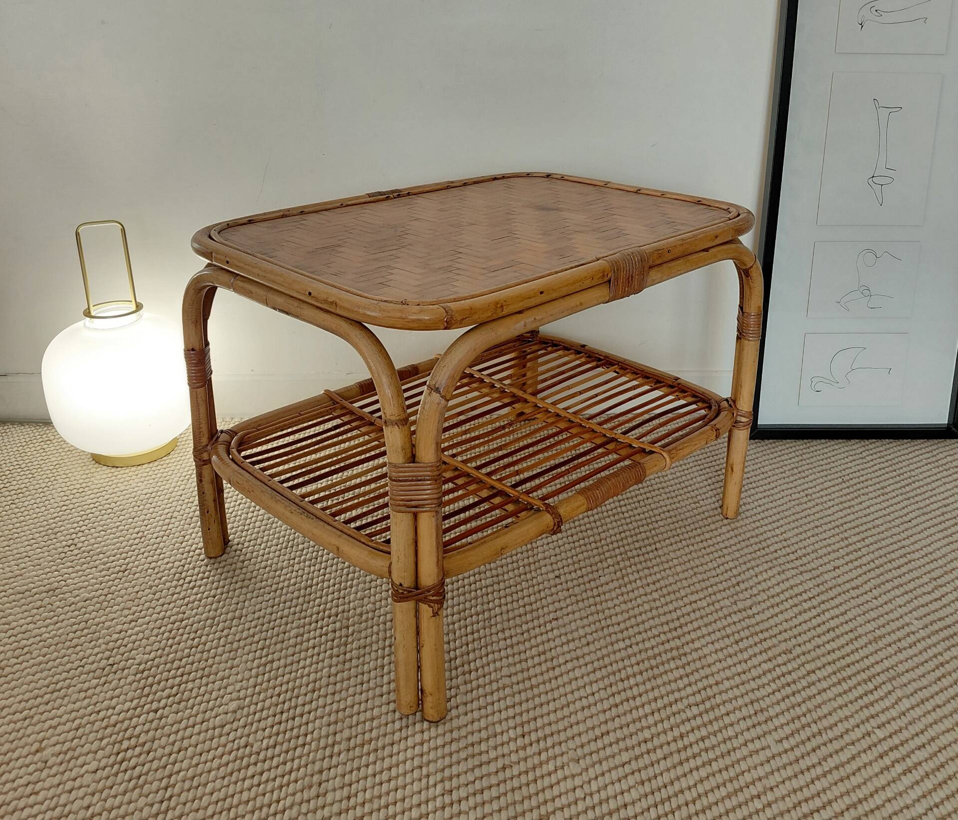 Vintage rattan coffee table from the 70s - organic lines, Riviera spirit.