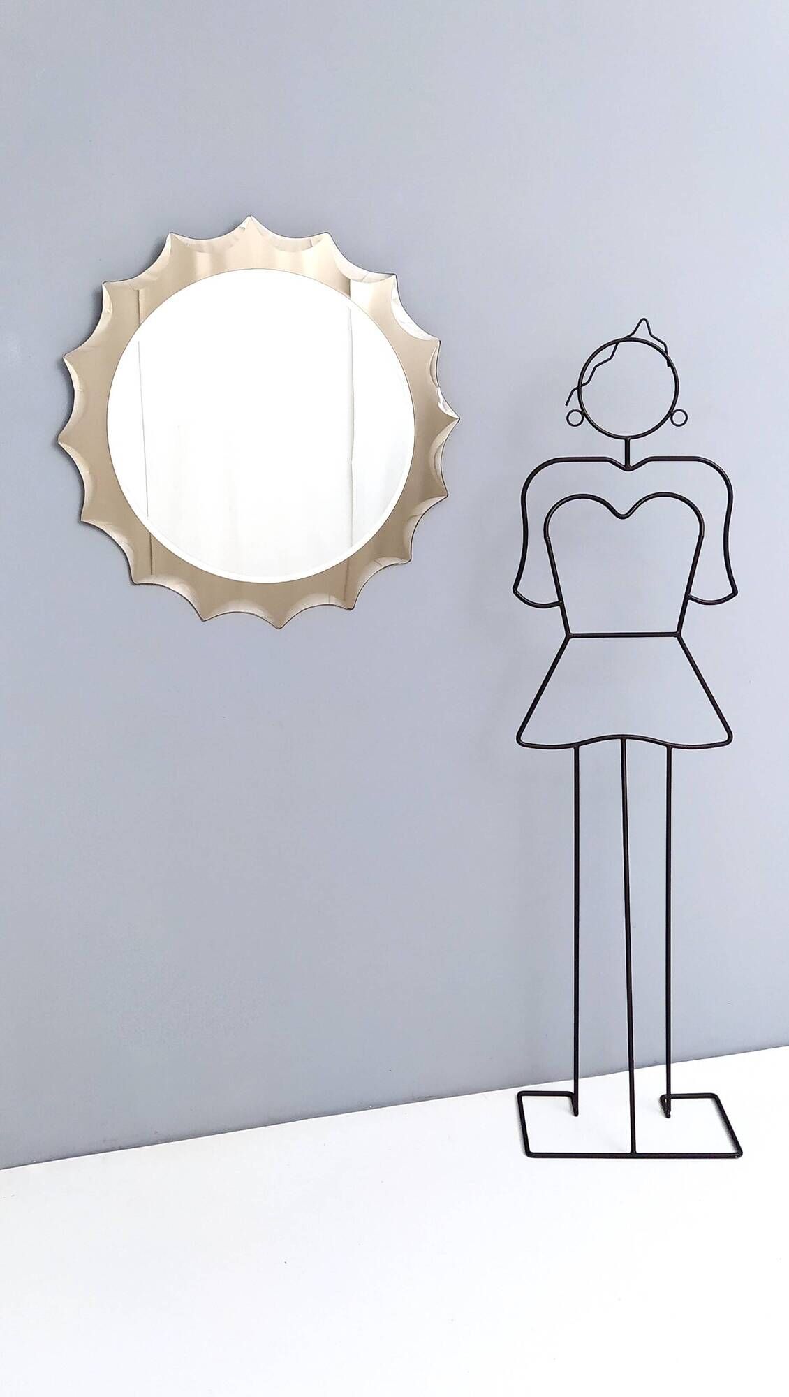 Postmodern Sun Shaped Bronze Wall Mirror in the Style of Cristal Art, Italy