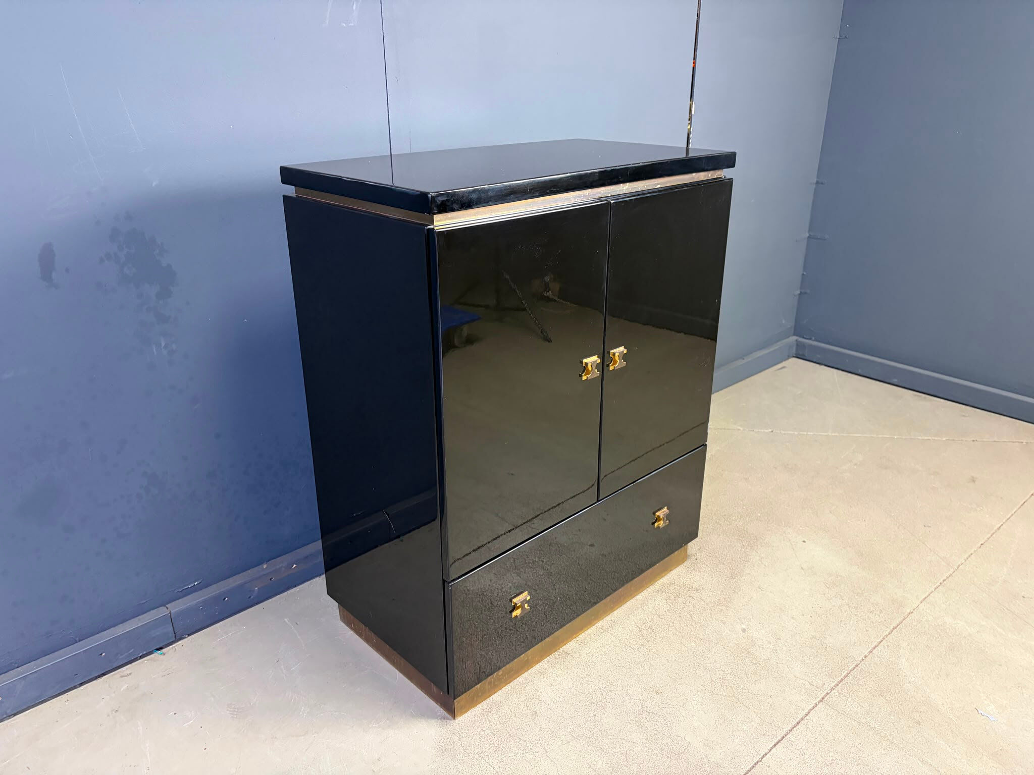 Cabinet de style Maison Jansen français, années 1970