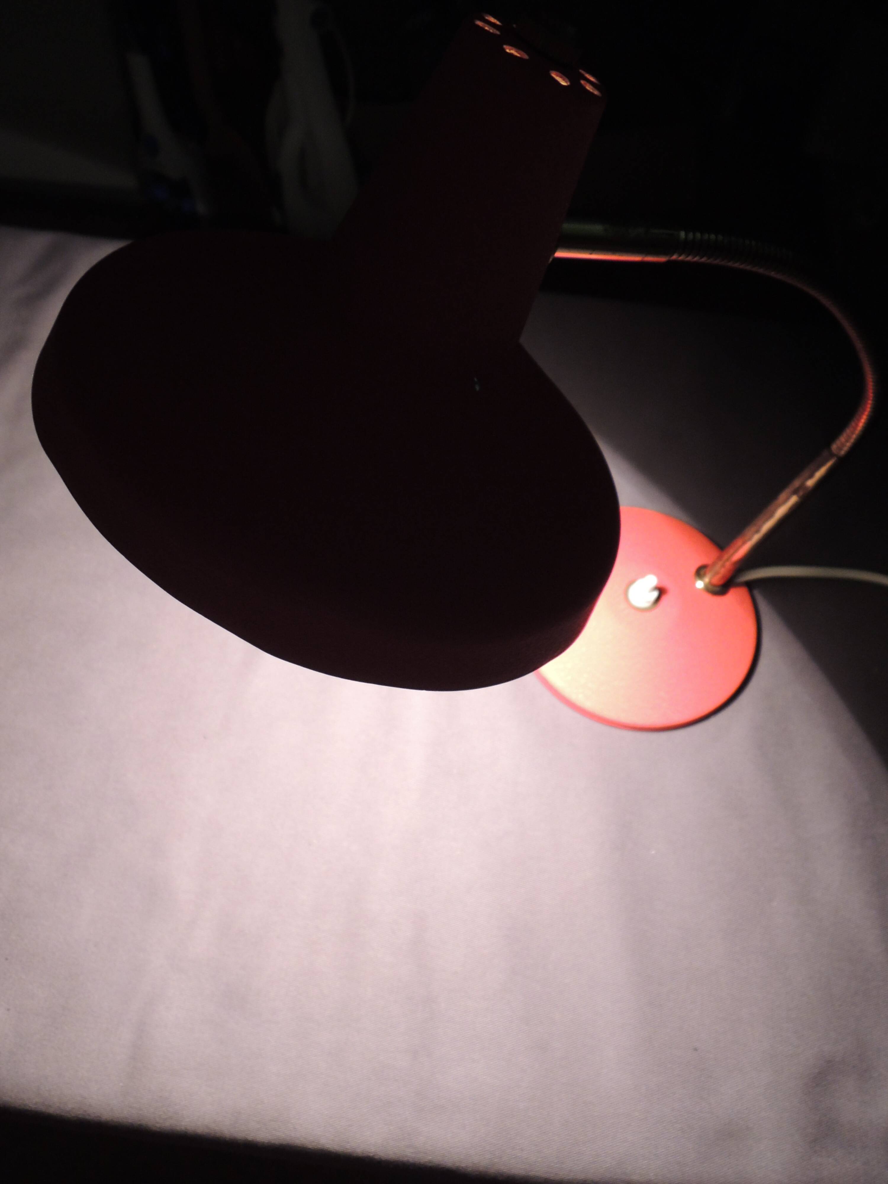 Lampe de bureau cocotte