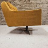 Swivel living room armchair year 1970