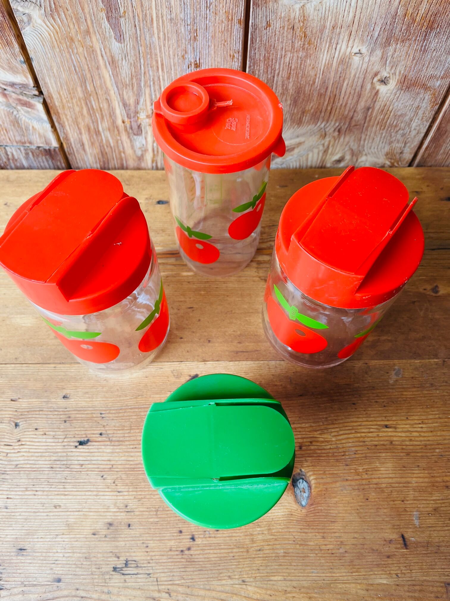 Henkel vintage apple glass jar set