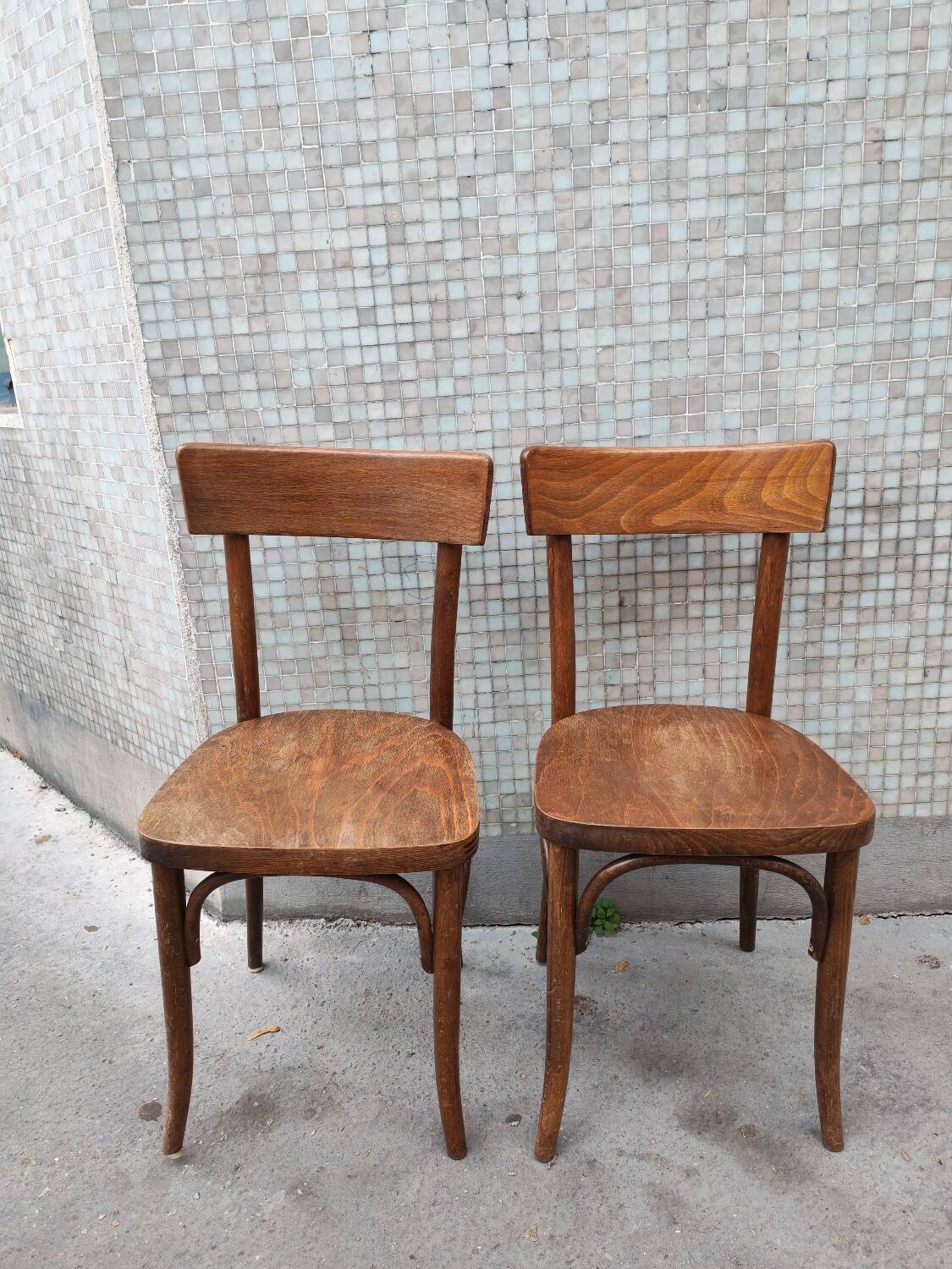 Paire de chaises bistrot 