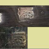 Salière double en cristal taillé signée Baccarat avec monture en métal