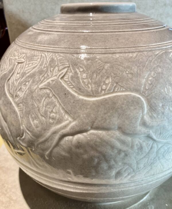 Grand vase art déco en céramique de juliette mazaudois signé au cul