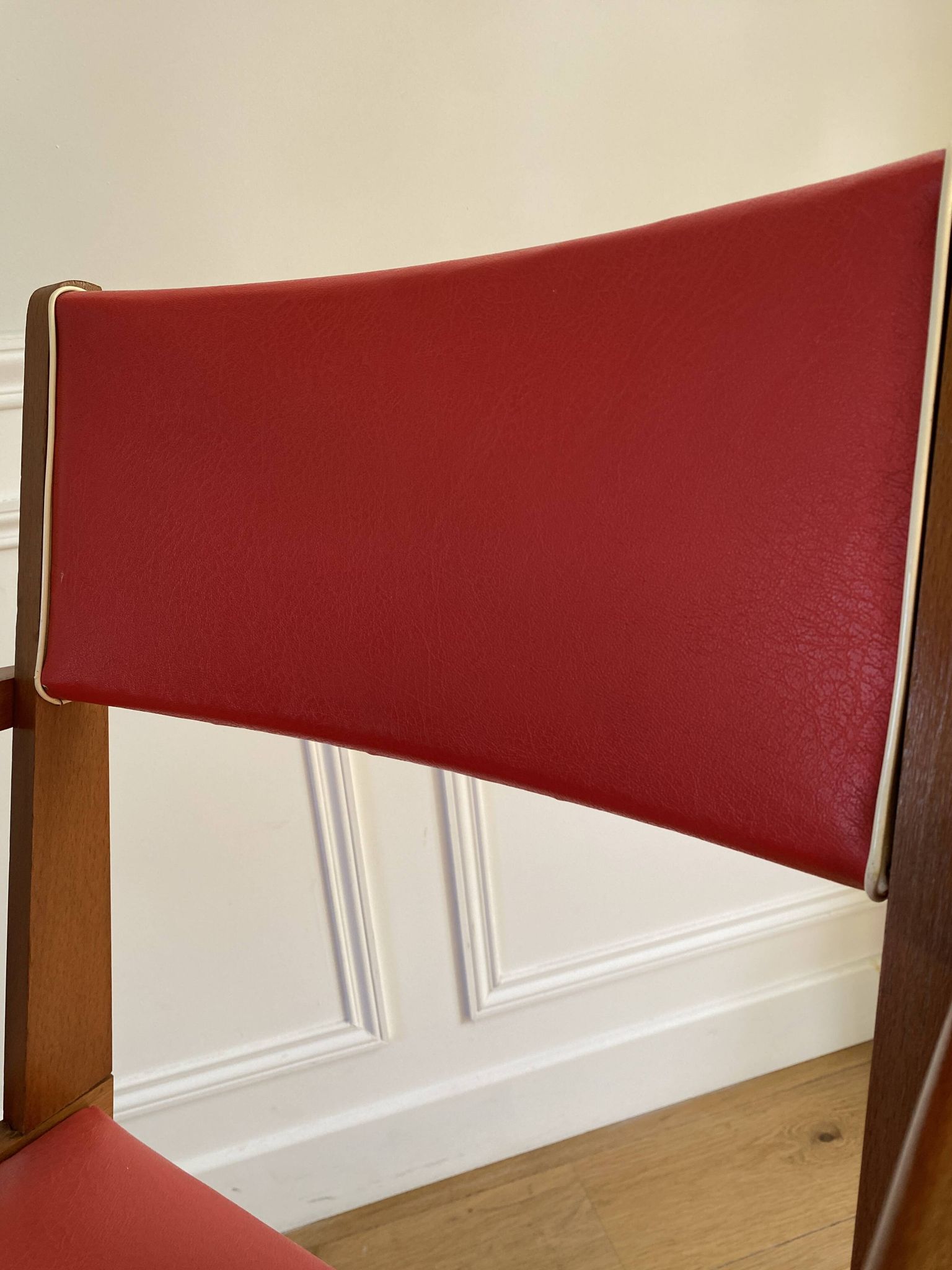 Vintage armchair from the 50s/60s – wood & red faux leather – Scandinavian style